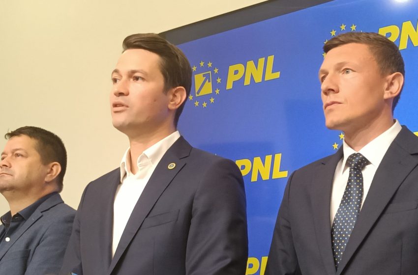  Robert Sighiartău rupe tăcerea: „Grupuri de interese din PNL au colaborat ani la rând cu PSD și au făcut politici anti-liberale”.