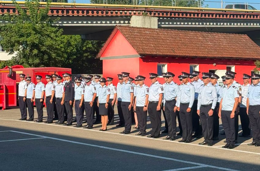  70 de cadre militare din cadrul ISU Bistrița-Năsăud au fost avansate în grad. FOTO