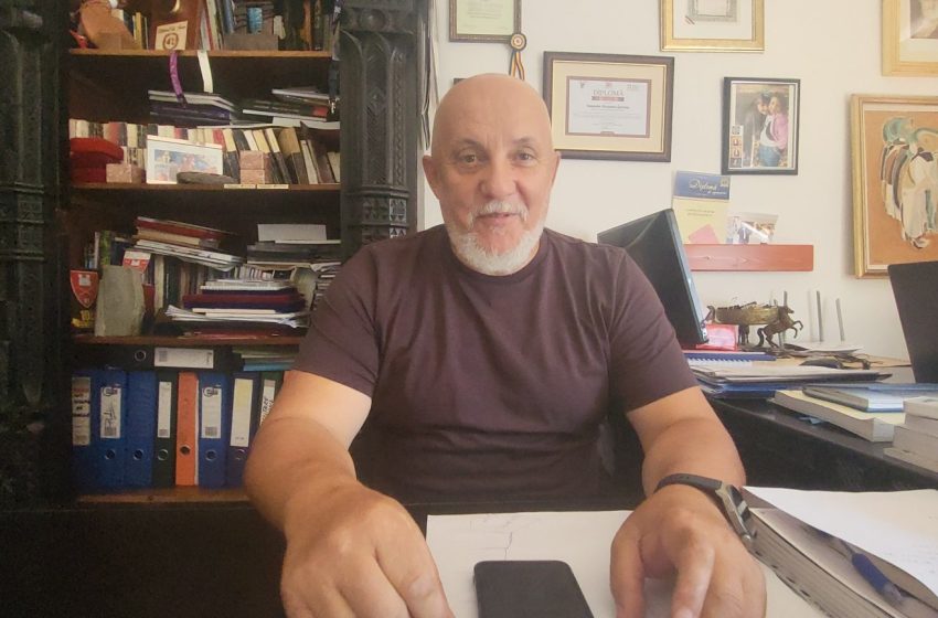  VIDEO-INTERVIU ALEXANDRU GRAVRILAȘ: Trei zile de festival la Castelul Teleki din Posmuș- Concerte, expoziții, proiecții de film și meșteșuguri, într-un decor istoric