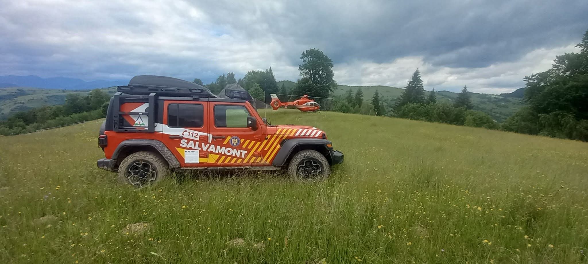  Turist accidentat pe Vârful Bistricior, salvat de echipa Salvamont Bistrița
