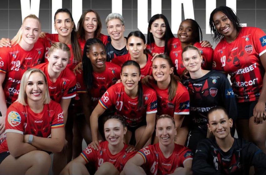  Handbal: Gloria Bistrița a început cu o victorie categorică seria meciurilor de pregătire, scor 38-17 cu CSM Târgu Mureș