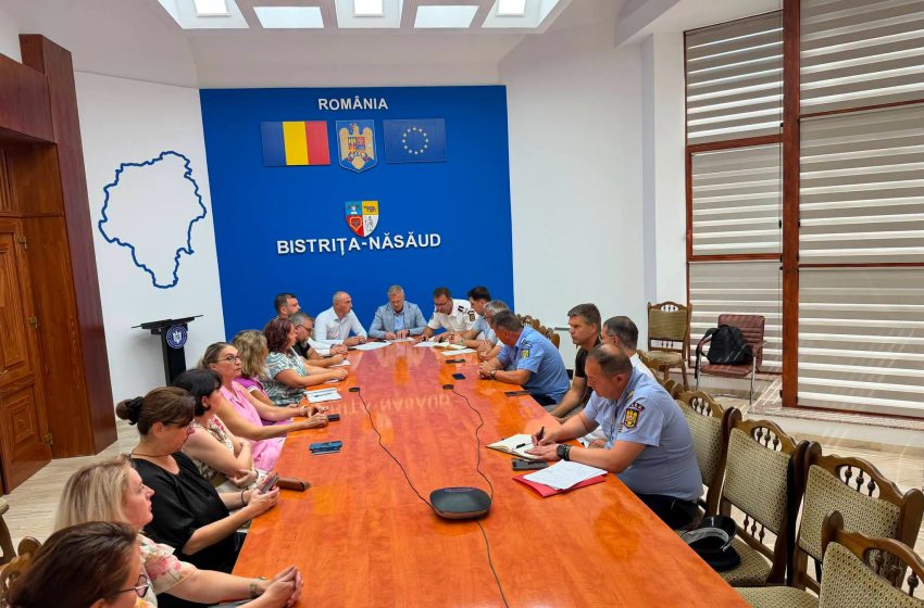  Măsuri urgente pentru protejarea persoanelor vulnerabile și puncte de hidratare, decise de CJSU Bistrița-Năsăud