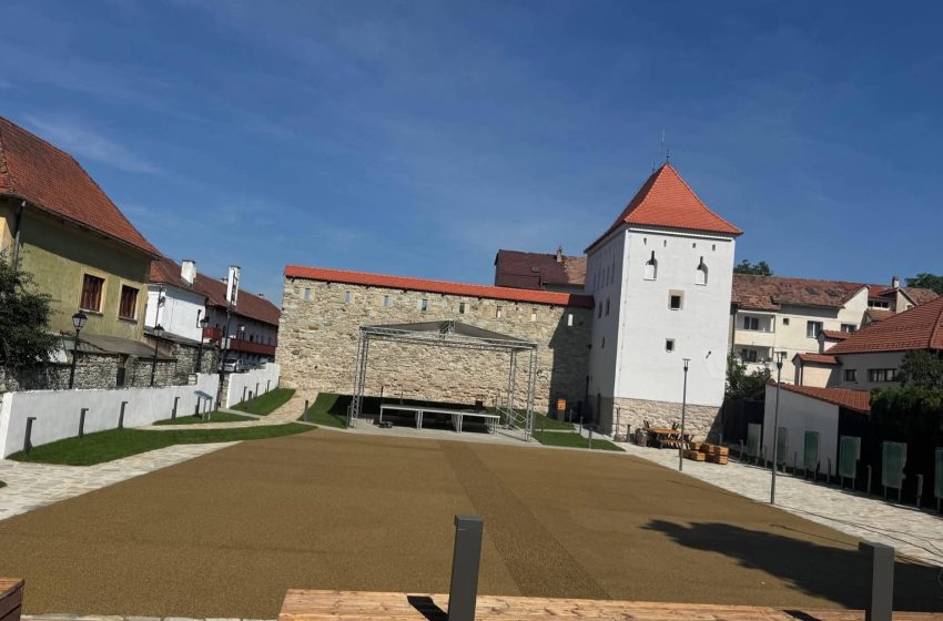  Cetatea Medievală Bistrița se deschide pentru public din 28 august