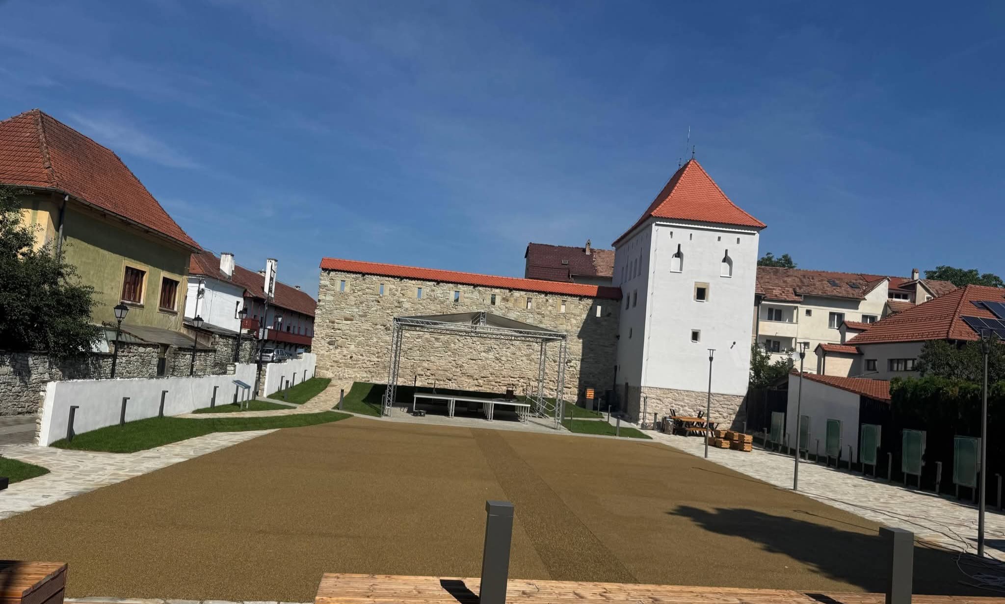  Cetatea Medievală Bistrița se deschide pentru public din 28 august