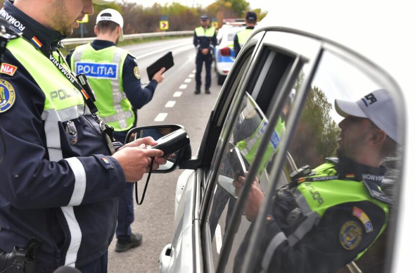  Peste 270 de sancțiuni și 13 permise reținute în două zile. Șofer prins fără permis, cu 1,36 mg/l alcool în aerul expirat