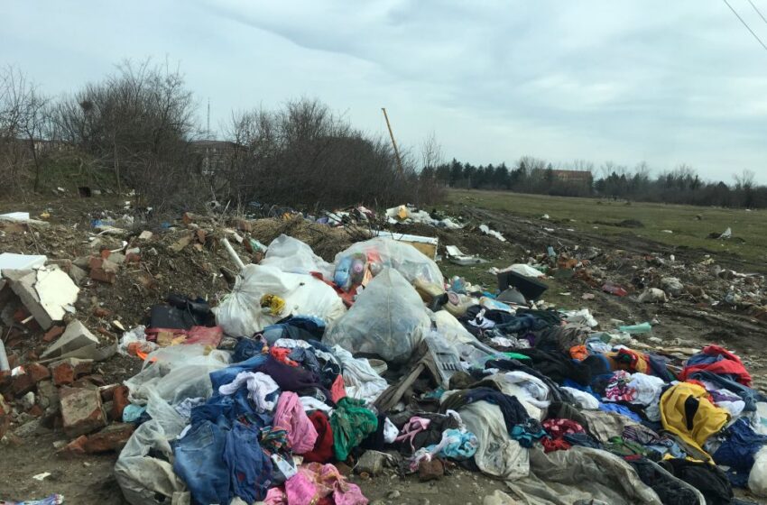  Amenzi de peste 50.000 de lei pentru depozitări necontrolate de deșeuri la Dorolea