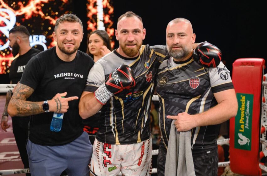  Victorie prin KO pentru Dani Mărar de la PFG-Gloria Bistrița, la Elite Fight Championship de la Tulcea. FOTO