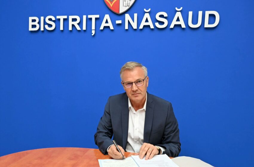  Prefectul Stelian Dolha a semnat 14 titluri de proprietate. 159 de documente, în ultimele șase luni