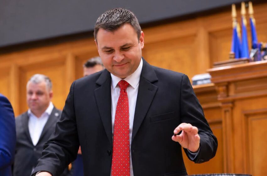  Daniel Suciu, mesaj după învestirea noului Guvern: „Mai puțin scandal public și mai multă decență și rezultate”