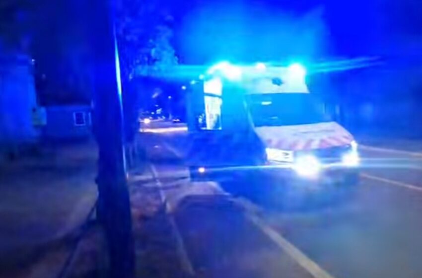  Bărbatul căzut de la etajul 2 al unui bloc din Bistrița rămâne în stare critică. A fost operat de urgență
