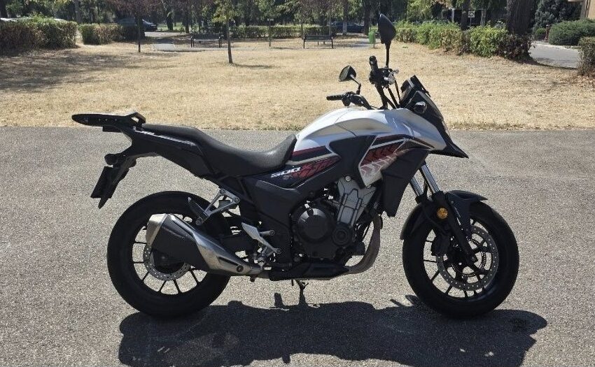  Tânăr de 17 ani, prins la ghidonul unei motociclete motocross neînmatriculate, în Urmeniș